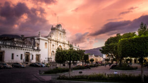 Atardecer en Antigua Guatemala.